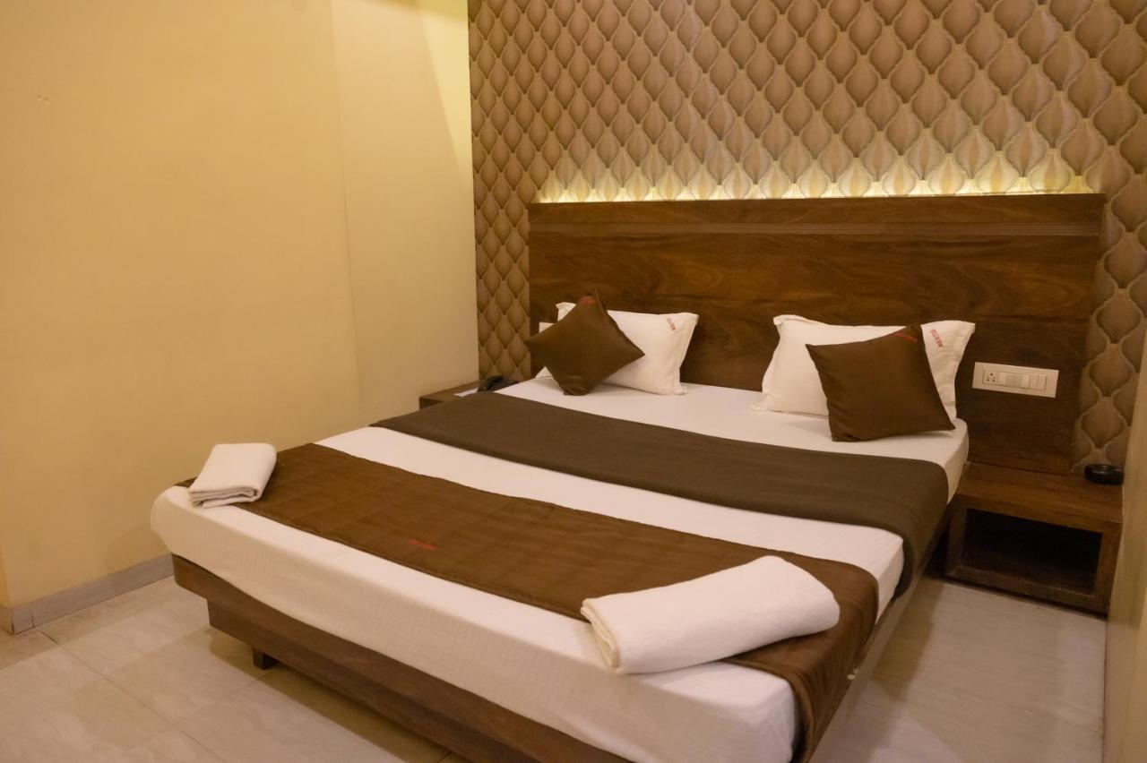 Vijaya Hill View Residency Hotel Navi Mumbai Ngoại thất bức ảnh