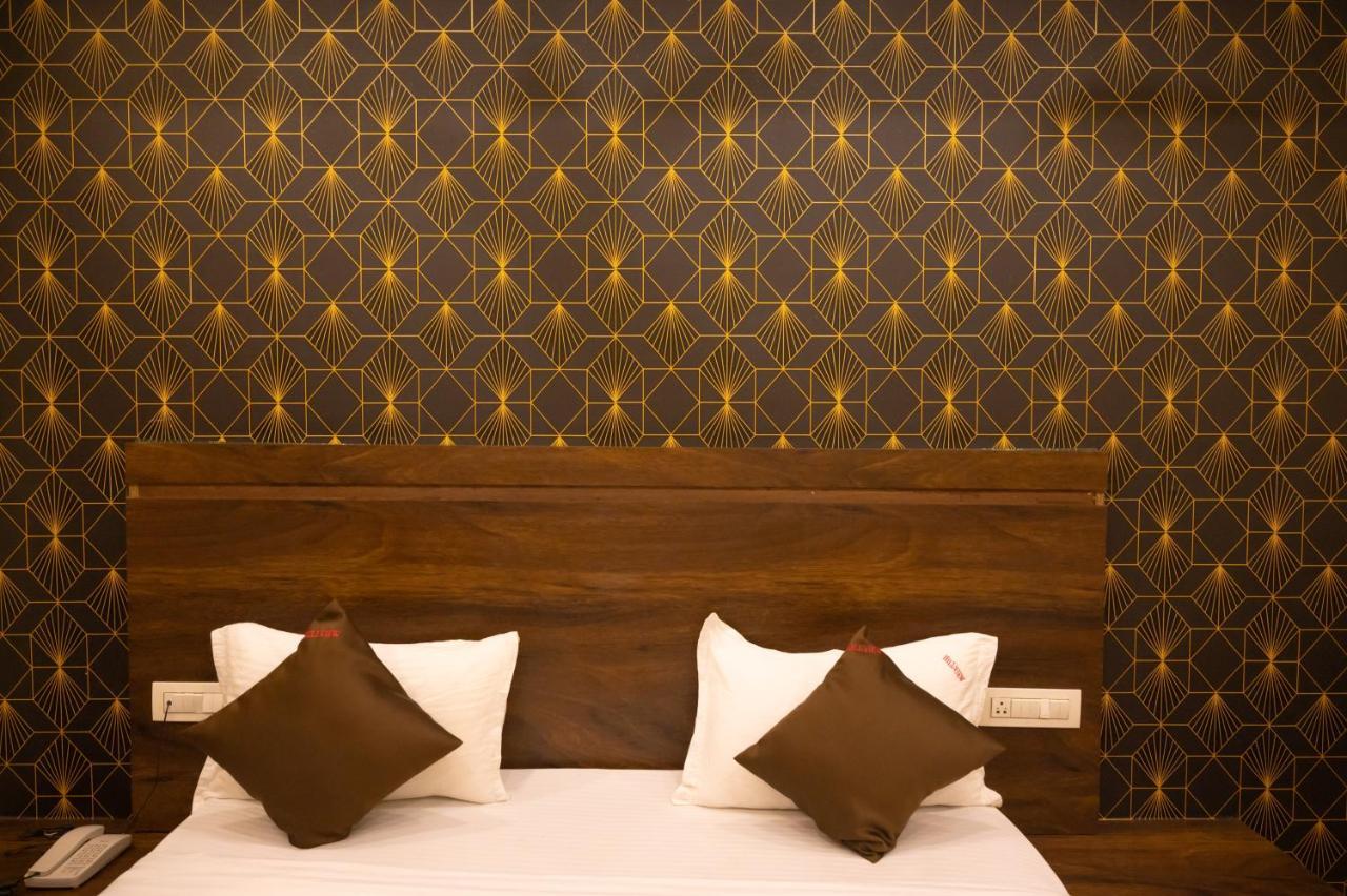 Vijaya Hill View Residency Hotel Navi Mumbai Ngoại thất bức ảnh