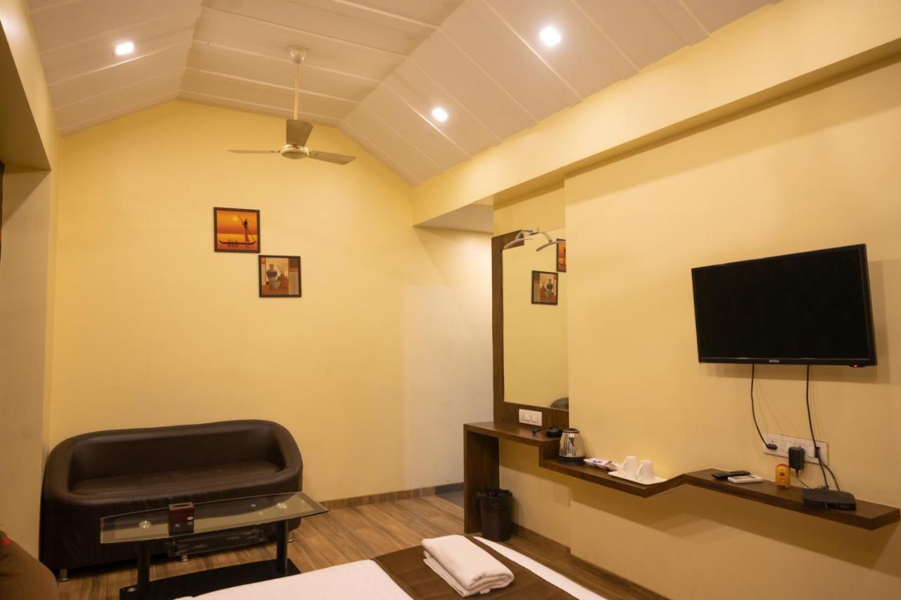 Vijaya Hill View Residency Hotel Navi Mumbai Ngoại thất bức ảnh