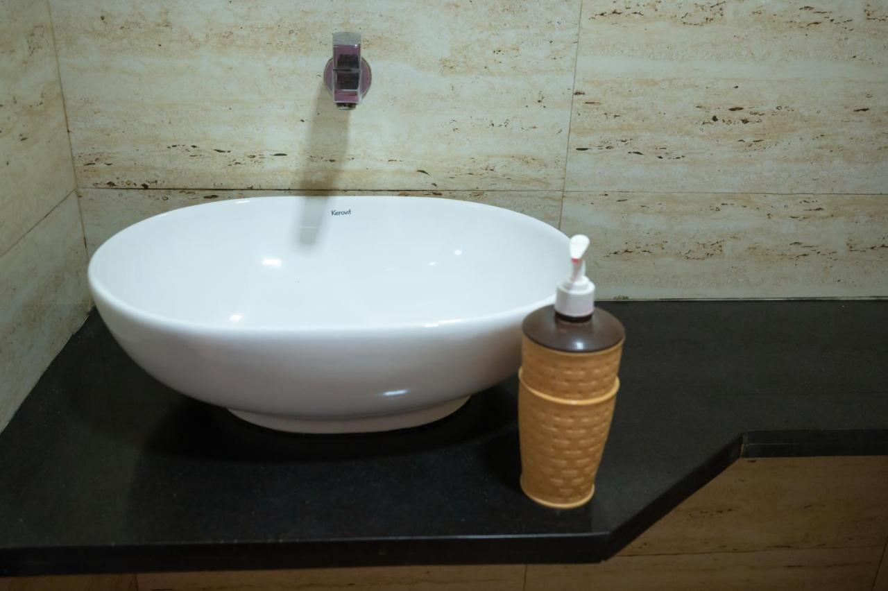Vijaya Hill View Residency Hotel Navi Mumbai Ngoại thất bức ảnh