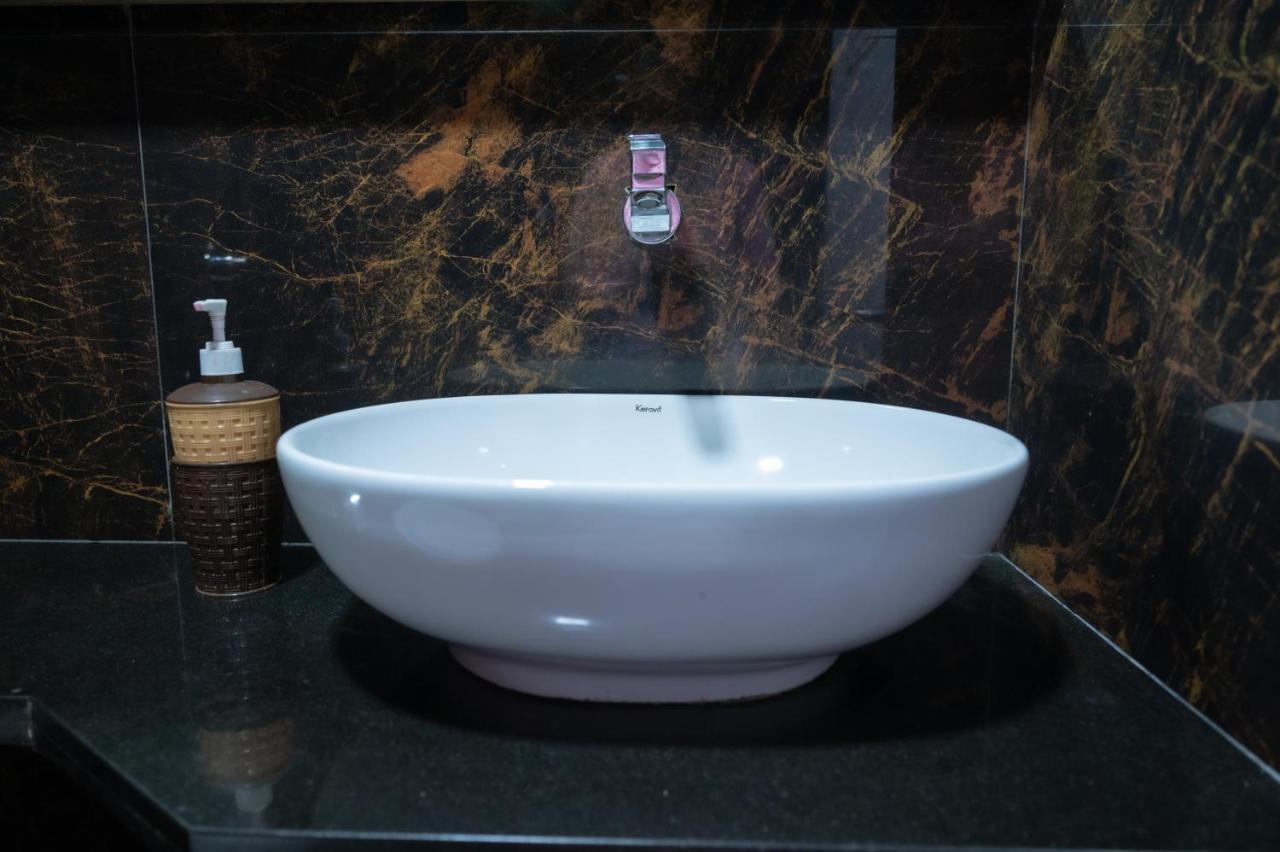 Vijaya Hill View Residency Hotel Navi Mumbai Ngoại thất bức ảnh
