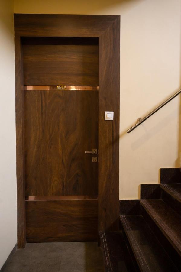 Vijaya Hill View Residency Hotel Navi Mumbai Ngoại thất bức ảnh